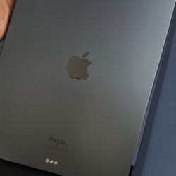 Apple iPad Air M1 5th Gen 64GB WIFI bundle w/ magnetic matching Smart Case cover