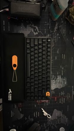 Glorious GMBK 75% rgb Keyboard
