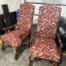 Living Accent  Chairs 