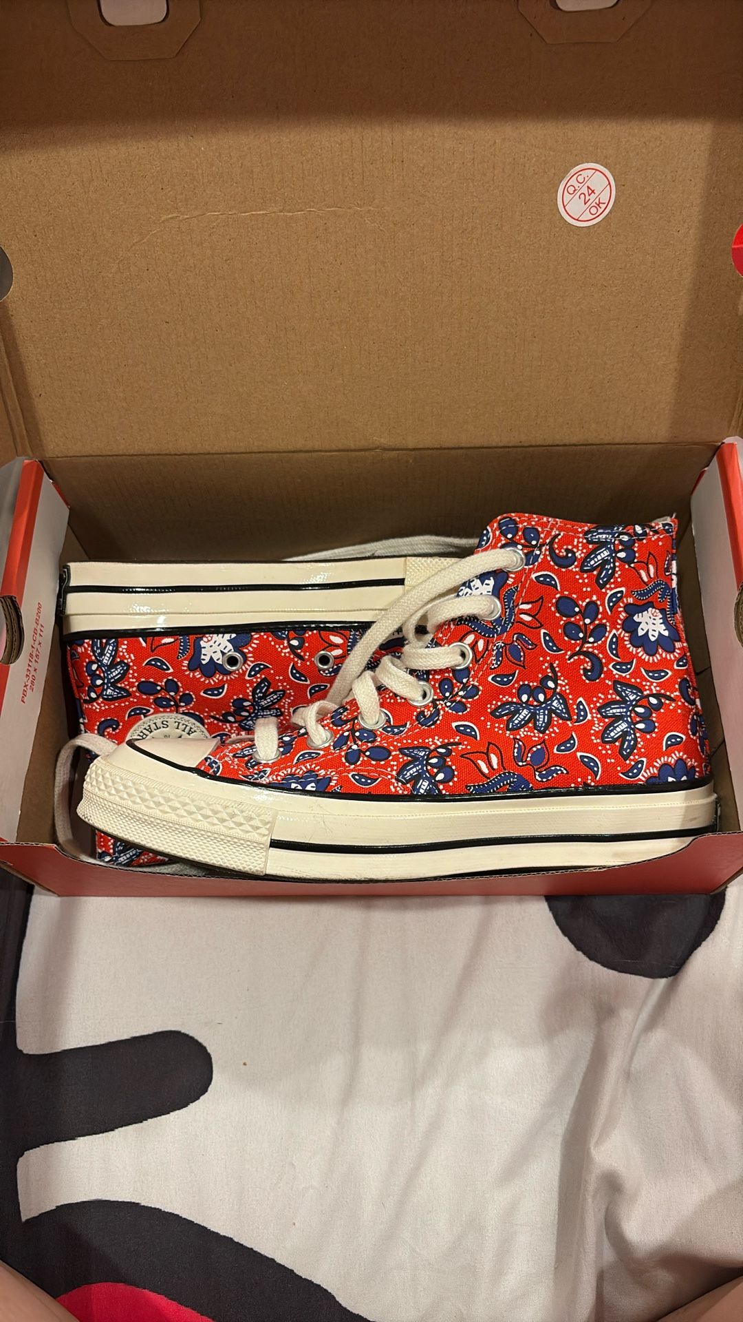 Converse