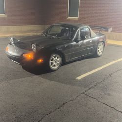 Mazda Miata 