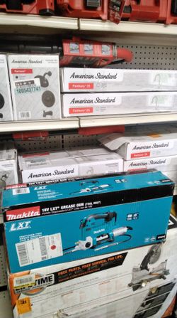 MAKITA 18V LXT GREASE GUN (TOOL ONLY)