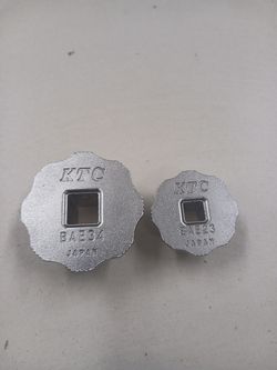 KTC Kyoto Tool Co. 2pc Low Profile Spinner Adapters 1/4 to 3/8, 3/8 to 1/2 Made in Japan BAE234