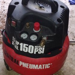 6 GAL CENTRAL Pneumatic AIR Compressor