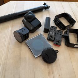 Insta360 One R - With Extra Sensor And Accessories