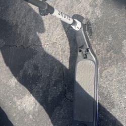 Hyper skute electric scooter for kids