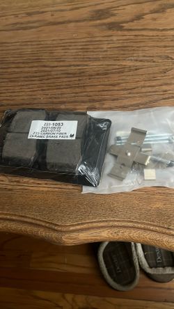 Rear disk brake pads for chevy trucks