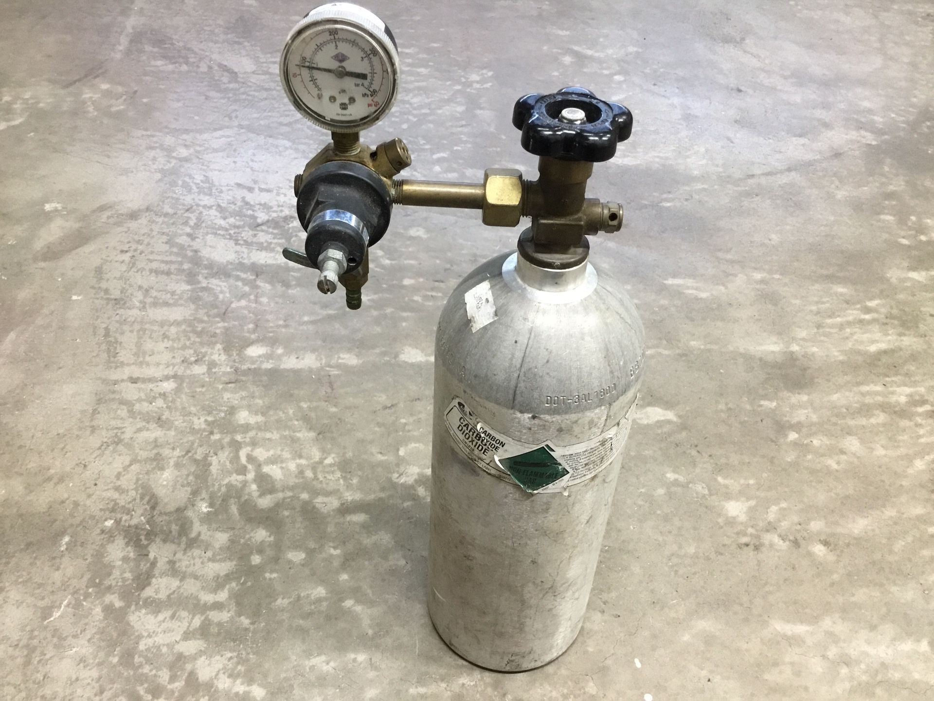 CO2 Tank 5 Lbs With Gage