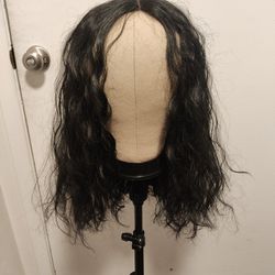 22"  Black Wavy Wig