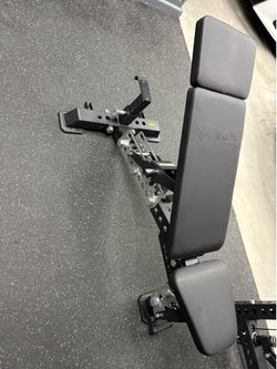 Mikolo Bastet adjustable bench