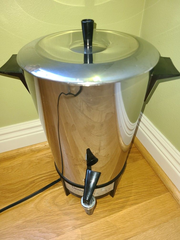 Rare Vintage Dainty Maid Automatic 30 cup percolator Electric Coffee Maker mid Century
