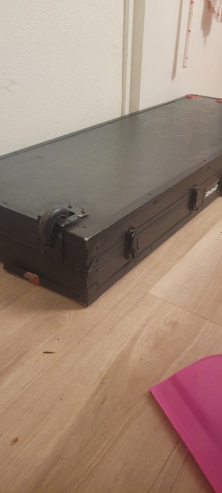 RHINO Slider/Cine Gear Hard Case w/ Wheels - Professional Long Equipment Case
