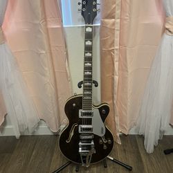 Gretsch Semi-Hollow Electromatic G5657T w/ Bigsby Bridge