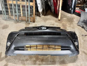 2016–2018 Toyota RAV4 front bumper cover