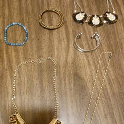 Womens jewelry grab bag Like New