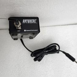 Anywhere TV ANTENNA 3 in 1 1.R. UHF Remote Control UHF 2.I1