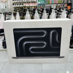 Macbook Pro 14” M3 8GB/512GB! Finance For $50 Down Payment!!