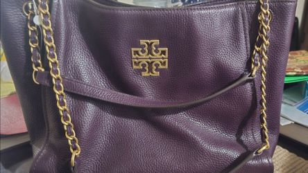 Tori Burch purse (purple)