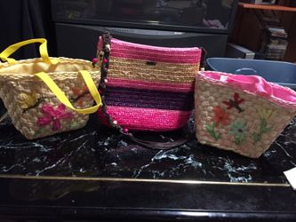 Straw handbags