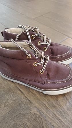 Kids shoes size 11 in excellent condition