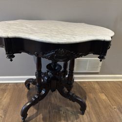 Antique Victorian Oval Carved Walnut Marble-Top Parlor Table, circa 1890