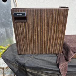 Hotpoint Small Fridge 