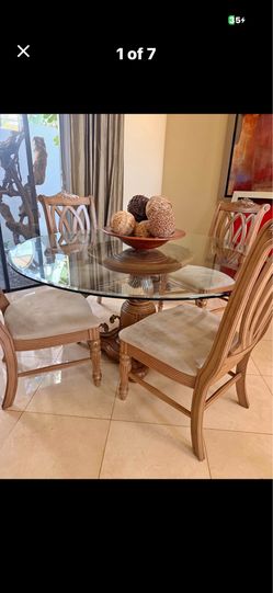 Round Glass Top Dining Table with 4 Chairs