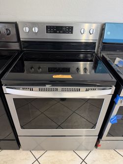 Whirlpool Electric stove stainless steel