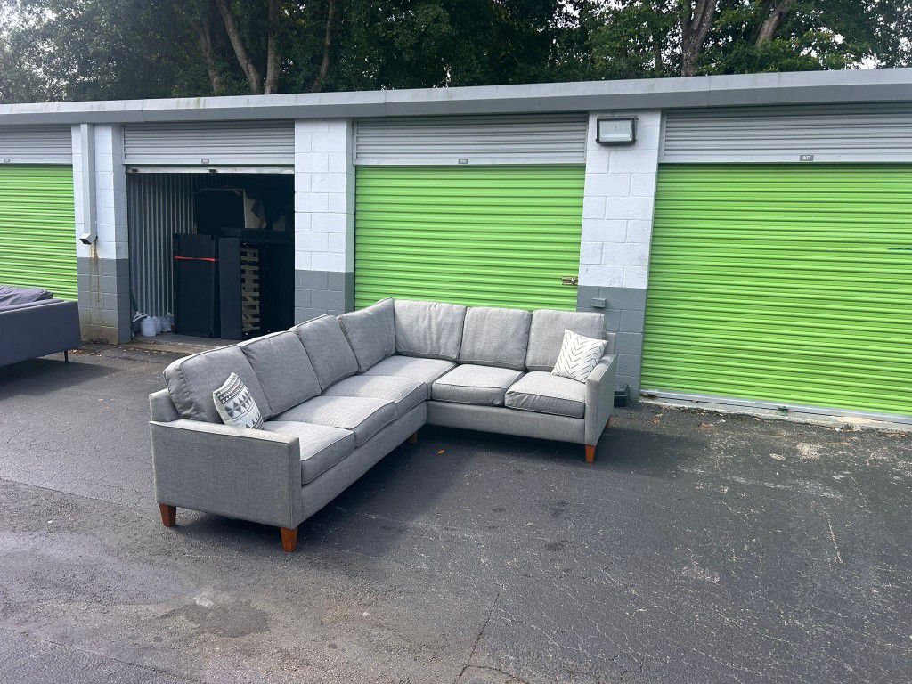 Large Grey Ashley Sectional (Free Delivery)