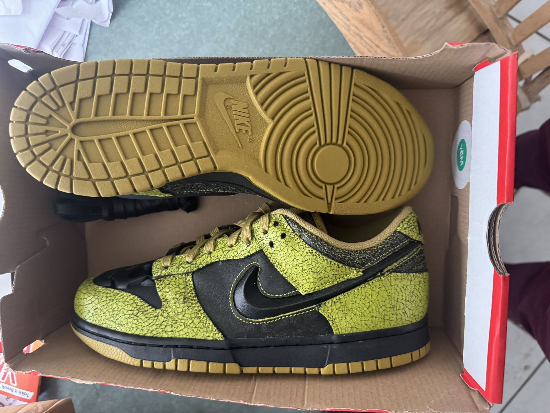 Nike Dunk Low Retro QS