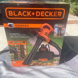New in box Black & Decker BEBL7000 VACPACK 3-in-1 Corded Leaf Blower / Vacuum/Mulcher 