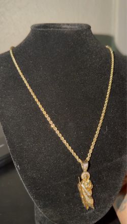 10k rope chain and San Judas pendant