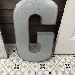 Metal Letter G