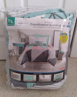 Twin 6  PIece  Bedding  Set