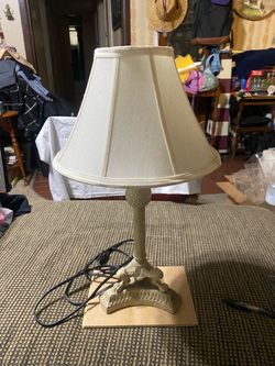 Grand millennial Pineapple Lamp
