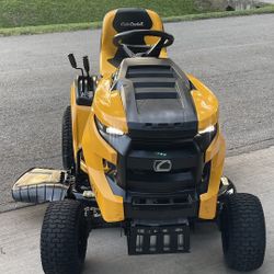 2023 New Cub cadet xt1 42" zero turn mower// John Deere// Toro Timecutter//cub Cadet // Honda// Ariens Apex//