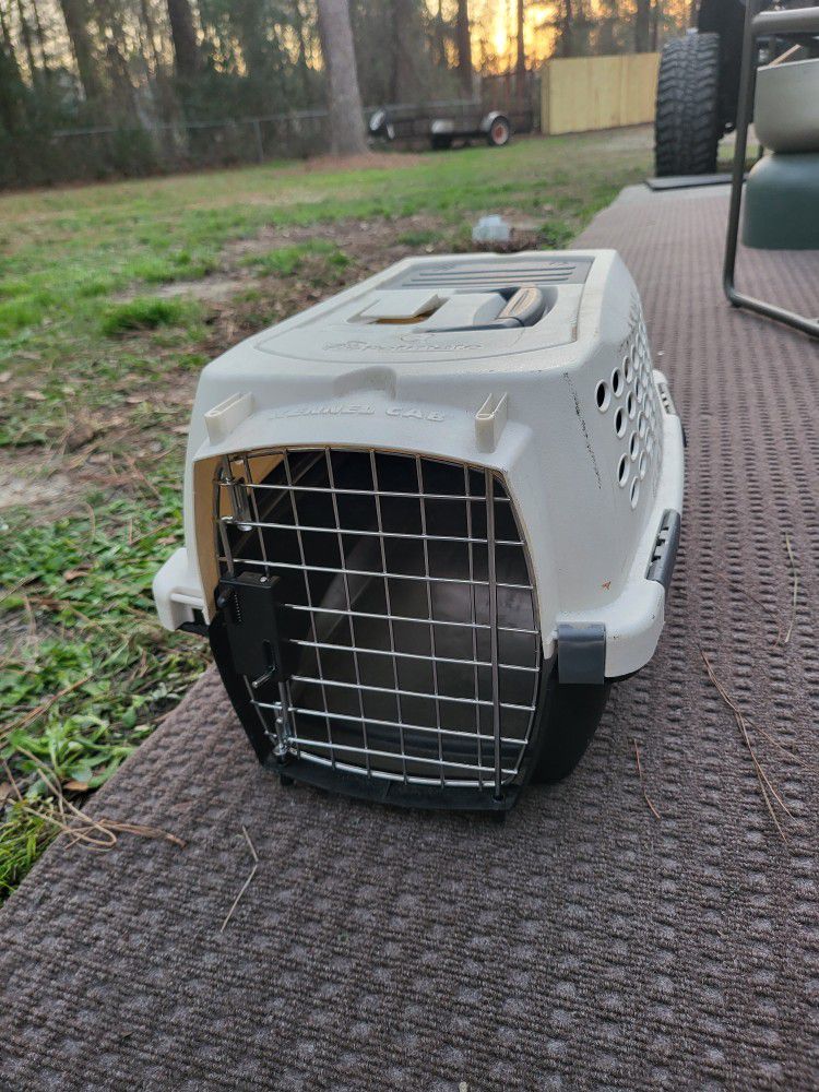 Petco Small Pet Kennel 