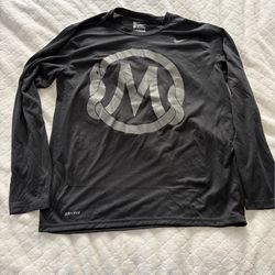 BRAND NEW NIKE KOBE LONG SLEEVE LARGE