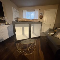 Reptile Enclosure (3x2x2)