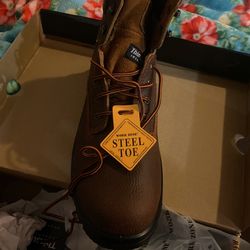 Boots 8.5