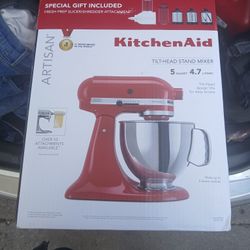 Kitchen Aid Mixer 