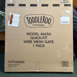 Extra Wide Baby/Pet Gate! NWOT. 
