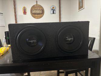 2 12s with box and amp 1200 watts