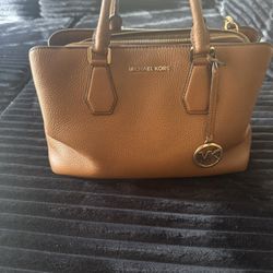 Michael Kors purse 
