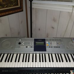 Yamaha Keyboard