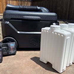 IcyBreeze V2 Pro Cooler + IcyBlocks + Charger