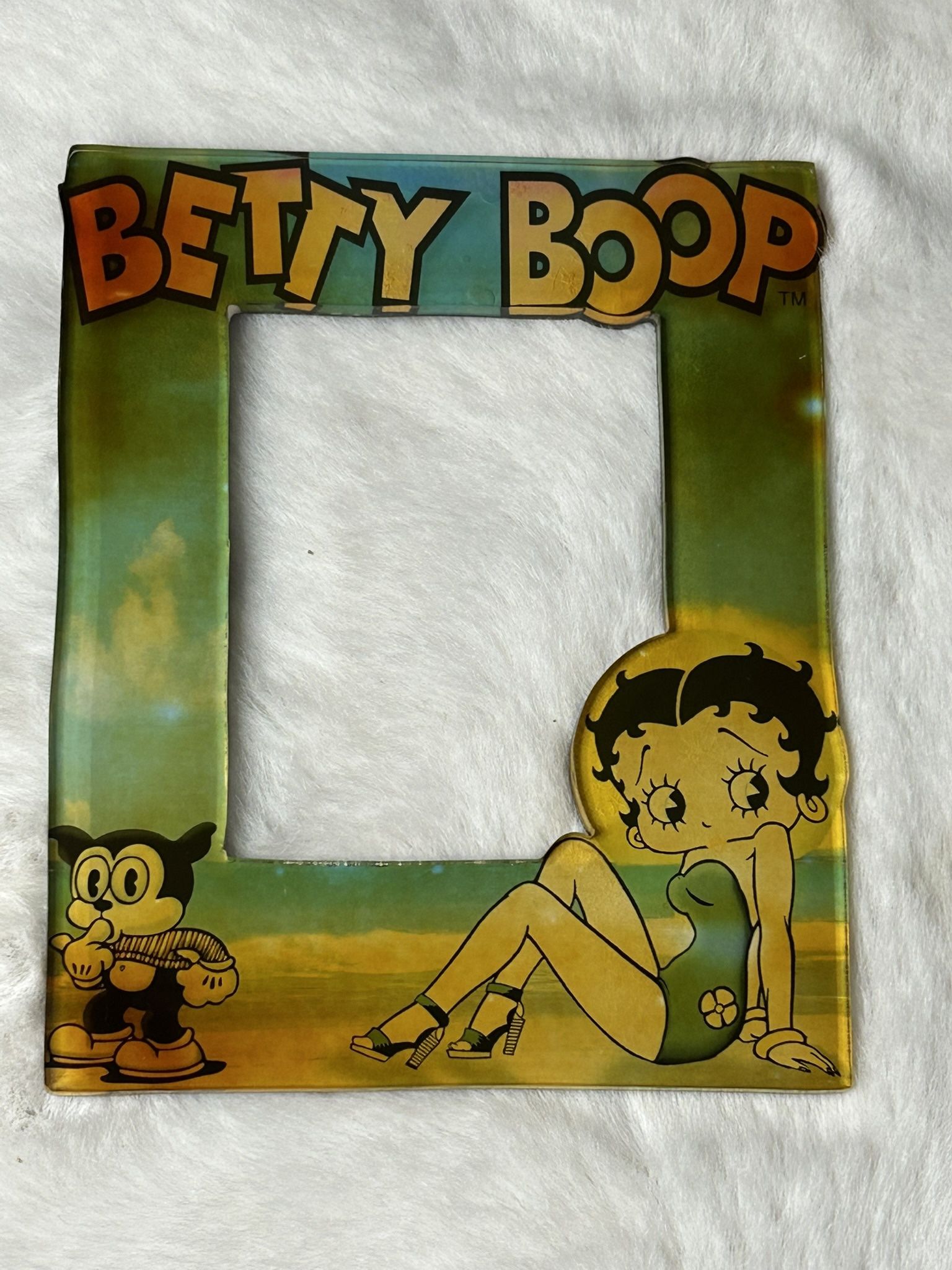 Betty Boop Magnet Picture Frame