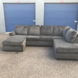 Sectional Sofa 