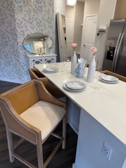 Arlyn’s Home & Patio Collection | Modern Furniture Sale | Indoor & Outdoor