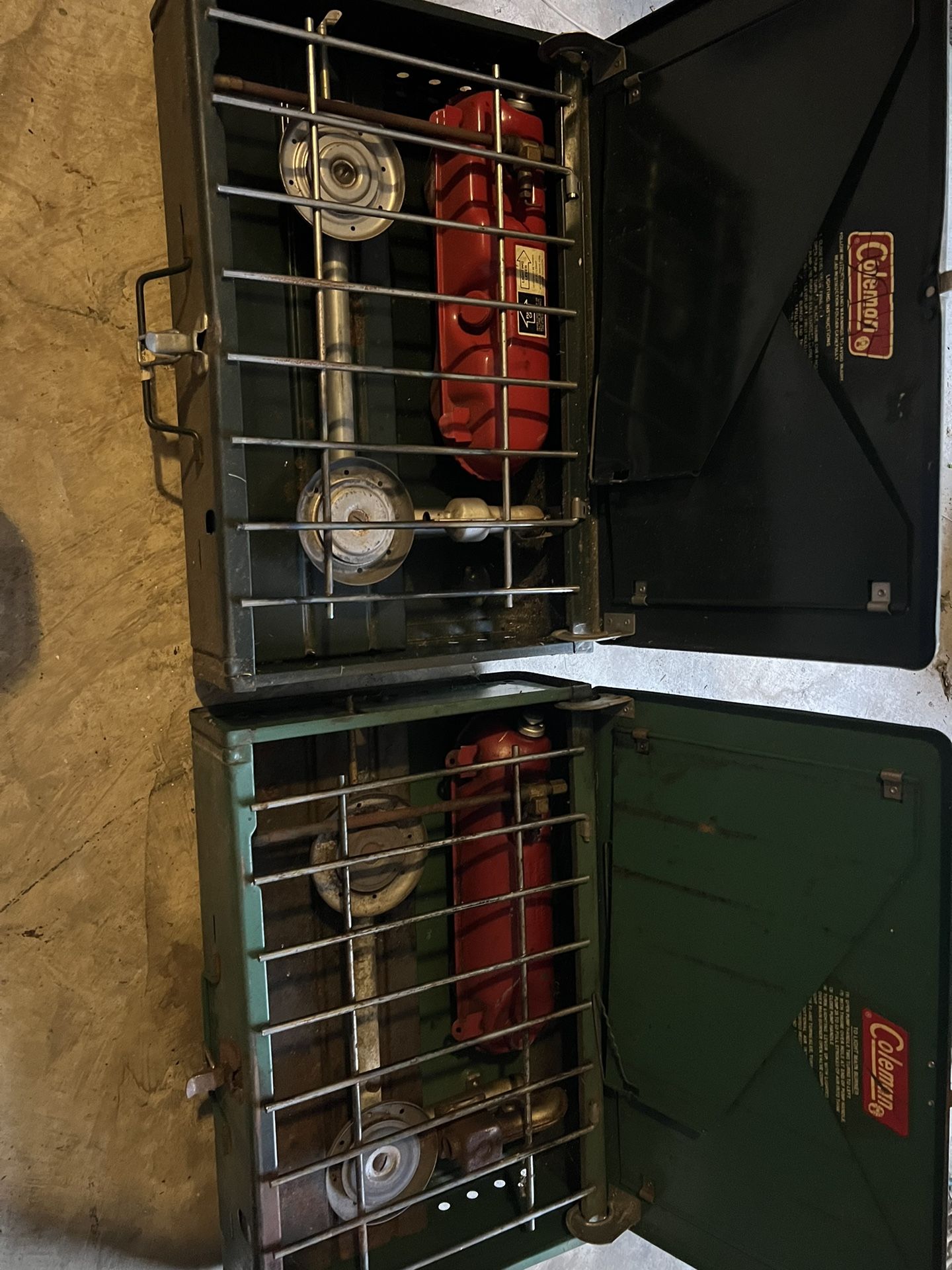2x Coleman 2 Burner Stove 425E & 425F